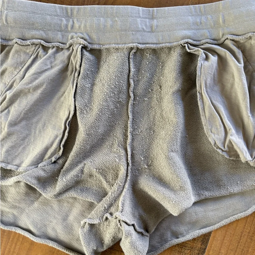 MATE The Label Shorts - Picture 5 of 5
